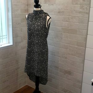 Leith Black/White dress